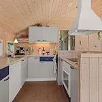 Leeve - 1-3km From The Sea By Interhome *